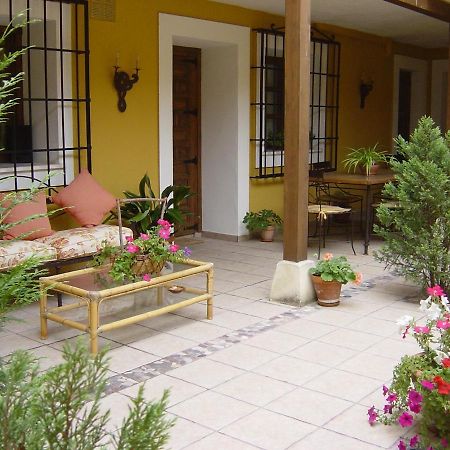 Hostal Rural Cumbres De Castilla Мандайона Экстерьер фото